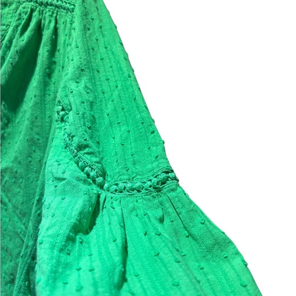 Crown & Ivy Green Smocked 3/4 Sleeve Blouse - Picture 3 of 3